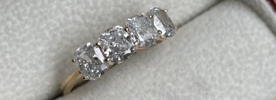 LICITAȚIE DE DIAMANTE NATURALE ȘI BIJUTERII UNICATE CU DIAMANTE NATURALE ȘI DE LABORATOR. PREȚURI DE PORNIRE SCĂZUTE.