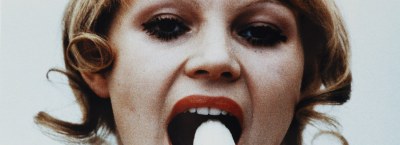 O doamnă și o scandalistă a avangardei. Piesa de teatru a Nataliei LL