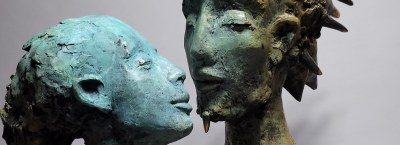 Търг на скулптури за Деня на влюбените