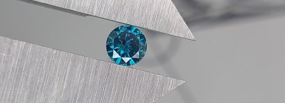 Certifierade diamanter. Reserver långt under värderingarna + smycken och konst (målning, skulptur, dekor, glas).