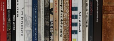 From the book collection of an antiquarian. Books and publications about art