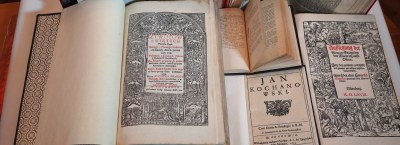 ПОНЕДЕЛНИК И КОЛЕДЕН ТЪРГ В АНТИКВАРНАТА КНИЖАРНИЦА ABECADLO