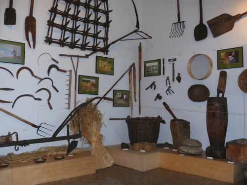 “W CHŁOPSKIEJ ZAGRODZIE”