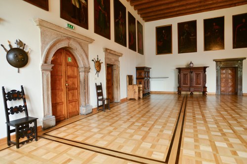 Krzyż przydrożny