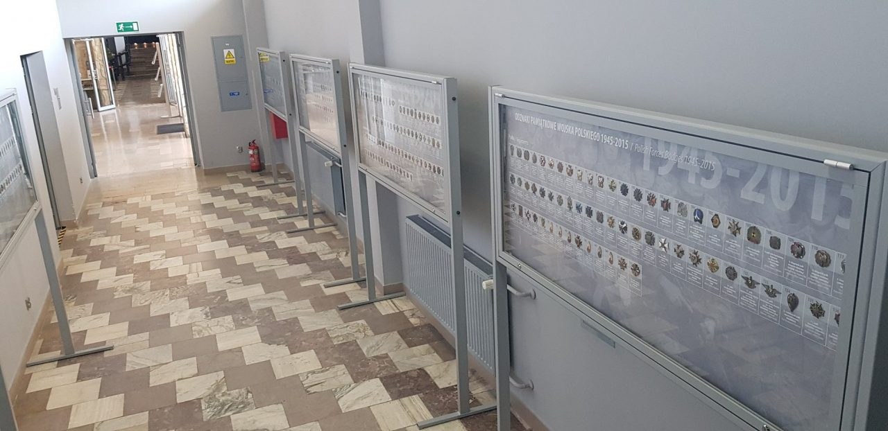 WYSTAWA ODZNAK