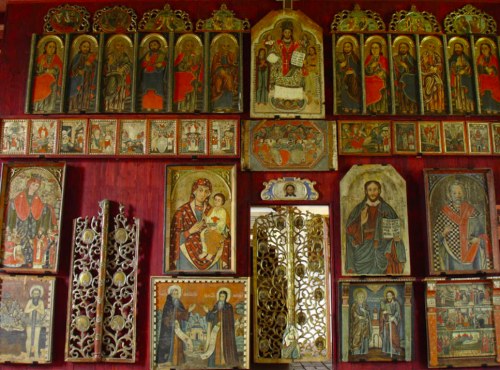 HISTORIE W ZIEMI ZAPISANE