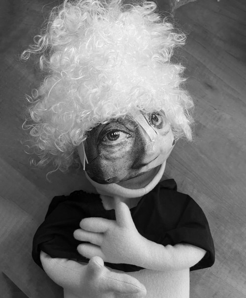 ONA i JA Izabella Gustowska