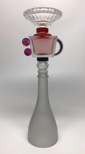Pati Dubiel, Freaky White-Red, unikat szklana rzeźba, 2023