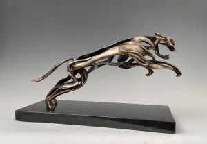 Michał Wysocki ( ur.1985), Jaguar, rzeźba brąz patynowany na czarnym marmurze, edycja 3/8, 2022