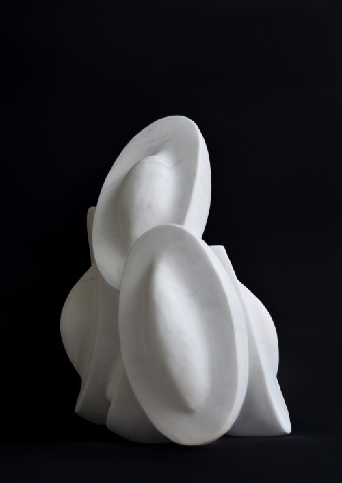 Julia Stachowska, Gracjozbiór, rzeźba marmur Carrara, unikat, 2025