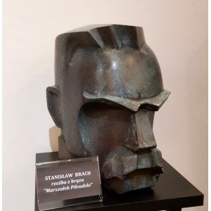 Stanisław Brach  3/10/2021, rzeźba z brązu - Głowa Marszałek Piłsudski