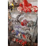 Mariusz Dydo - Żubr XXL model Line Dots Red Helmet WBe Rg, ceramika szkliwiona, malowana naszkliwnie, złocony, 54 x 43 x 33 cm