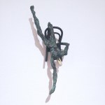 rzeźba Tomasz Koclęga 21 x 11 x 25 cm, Colluctari cum optima