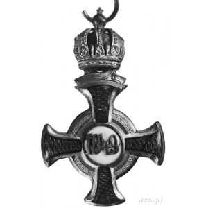 złoty krzyż Zasługi z koroną Rudolfa na czerwonej wstąż...