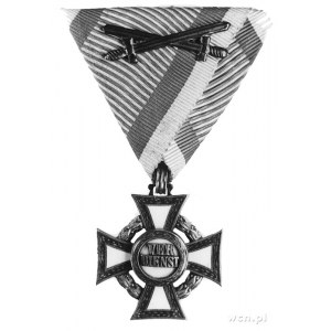 Wojskowy Krzyż Zasługi (III klasa) na oryginalnej wstąż...