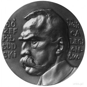 medal sygnowany K. Laszczka wybity w 1917 roku w Wiedni...