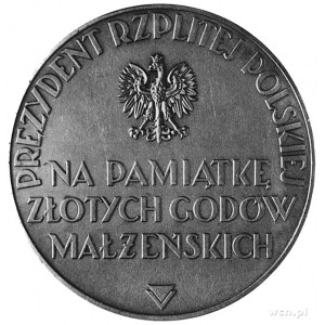 medal pamiątkowy sygnowany J. AUMILLER, wybity w 1937 r...