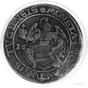 talar 1621, Aw: Archanioł Michał trzymający jabłko i ta...