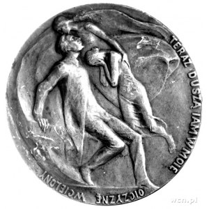 medal autorstwa Wacława Szymanowskiego w 100 rocznicę u...