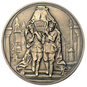 pierwsza rocznica śmierci Piłsudskiego- medal autorstwa...