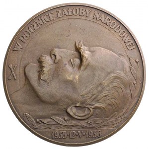 pierwsza rocznica śmierci J. Piłsudskiego-medal autorst...