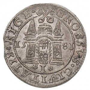 grosz 1581 Ryga, odmiana z pełną datą po bokach herbu R...