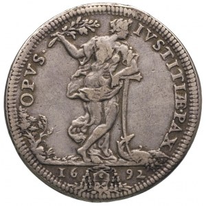 Innocenty XII 1691-1700, 1/2 piastra (półtalar) 1692, R...