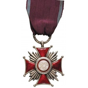 Srebrny Krzyż Zasługi, srebro 42 x 42 mm, emalia, wstąż...