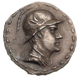 tetradrachma, mennica Balkh, Aw: Popiersie w hełmie w p...