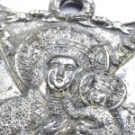IIRP, gorget featuring Our Lady of Częstochowa