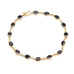 Bracelet with sapphires and diamonds late 20th century.