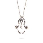 Pendant with diamonds and pearls early 20th century.