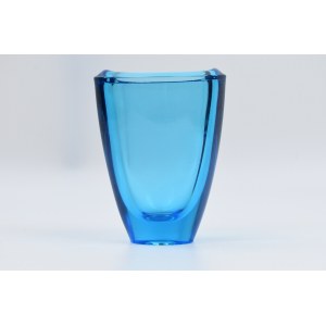 Václav HANUŠ (1924–2009), Vase, Patent No. 12995 — Rudolfova huť — 1957