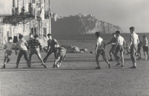 Henryk HERMANOWICZ, Grający w piłkę - Pozzuoli, 1957