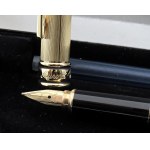 Collectible Pens - AURORA - Fountain pen - mod. A 14. Fuchsia barrel body...