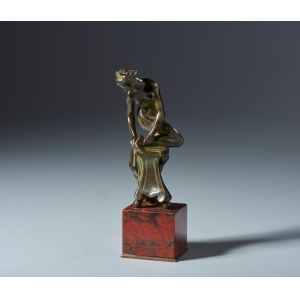 Venus. Giambologna (Douai, 1529-Florence, 1608). From the model of Florence, probably 17th century. Patinated bronze with greenish traces. Jasper base.