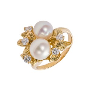Goldring mit Diamanten und Akoya-Perlen