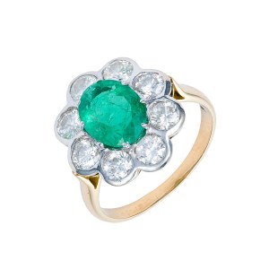 Anello in oro con smeraldo naturale da 1,55 ct e diamanti da 1,90 ct – di un bianco eccezionale, certificato
