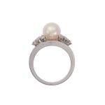 Goldring mit natürlichen Diamanten und einer Akoya-Perle