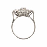 Art Deco Gold Ring with Natural Diamonds