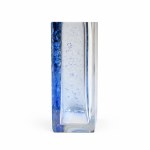 Corner Vase with Bubbles