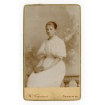 Białystok, photo by C. Haupt, girl in a white dress (002)