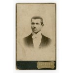Łomża, photo by I. Cyroto, an elegant man (074)