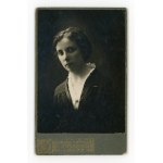 Łomża, photo by E. Zajączkowski, young woman (076)