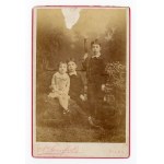Vilnius, photo by A. Strauss & Cie., three children, studio portrait (135)