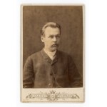 Vilnius, photo by A. Struniewicz, man, studio portrait (137)