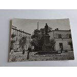 TOMASZÓW MAZOWIECKI: TADEUSZ KOŚCIUSZKO MONUMENT. PHOTO BY E. WIĘCKOWSKI, 1955