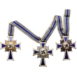 Niemcy, III Rzesza, Krzyże Matki kl. I-III - zestaw (3szt)