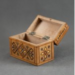 Hutsul card box. Hutsul region, early 20th century.