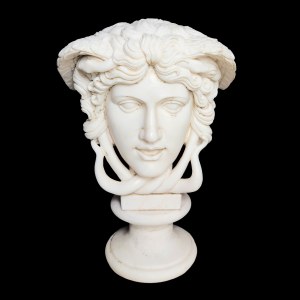 Medusa Rondanini z bieleho mramoru